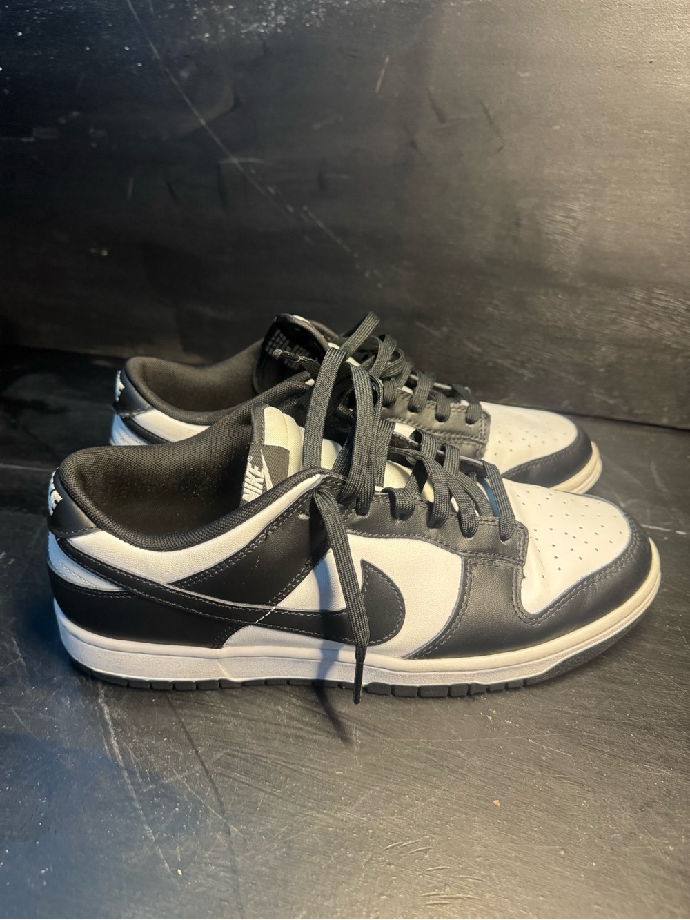 Nike Men's Low-Top Sneakers in Black and White Colorblock